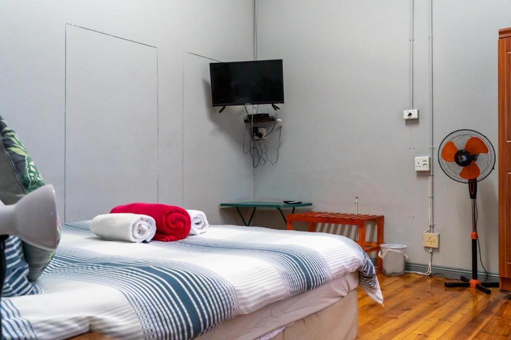 Keetmanshoop Self-Catering Hotel Bagian luar foto